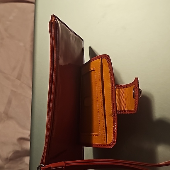 HOBO Patent Leather Wallet/Wristlet, Hot Pink, Zip Closure & Snap Closure - Picture 5 of 7